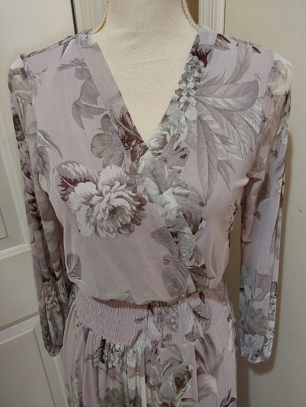 🌺 Like New Enfocus Studio Lavender Floral Fully Lined Maxi Dress - Picture 2 of 11